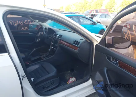 2012 Volkswagen Passat 2.0L Tdi Sel Premium z USA, uszkodzony, nr VIN 1VWCN7A30CC108439